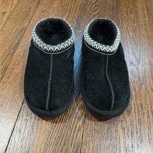 UGG Black Toddler Cozy Slip-On Bootie Slippers
